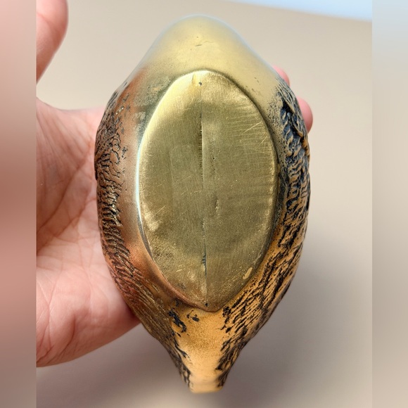 Vintage Solid Brass Duck Art Deco Paper Weight Figurine Etched Feather Heavy - Picture 2 of 8